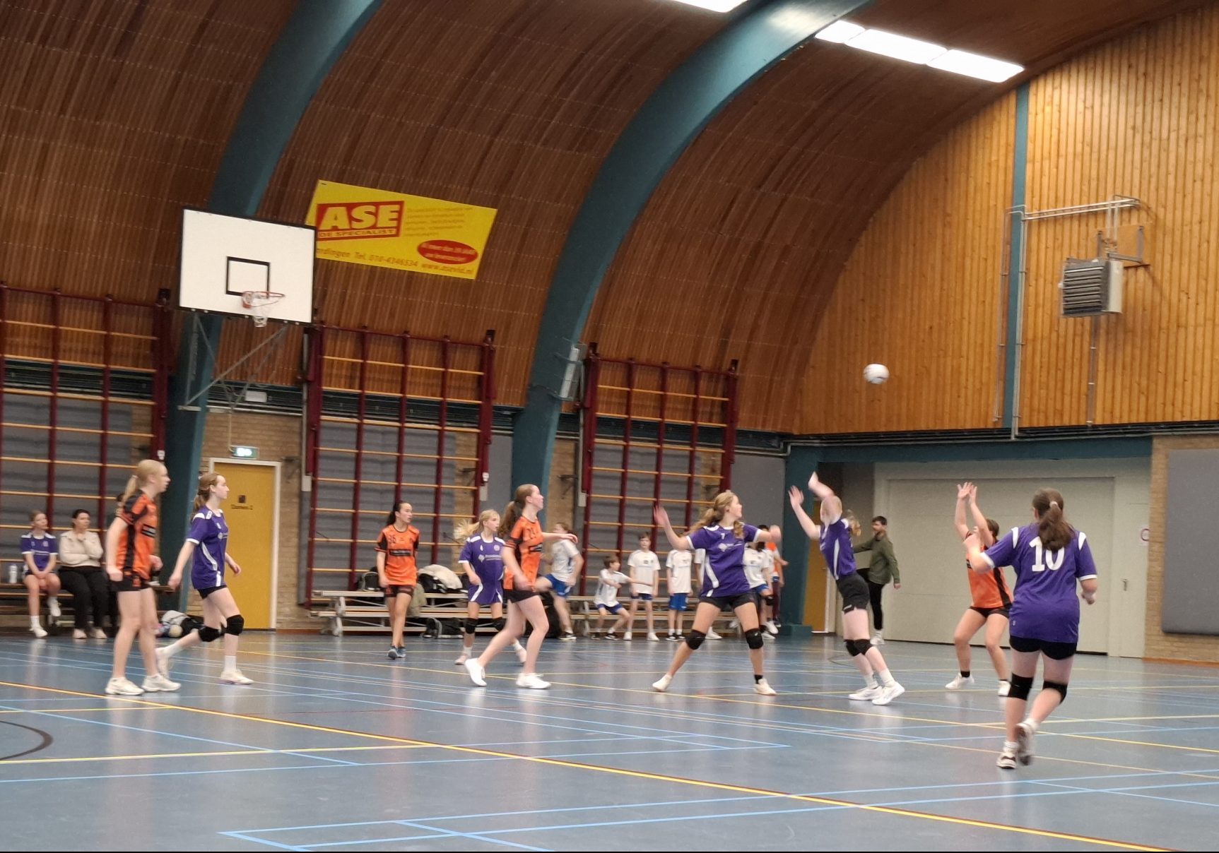 Dames B1 Unitas ’63 wint overtuigend van Foreholte B1